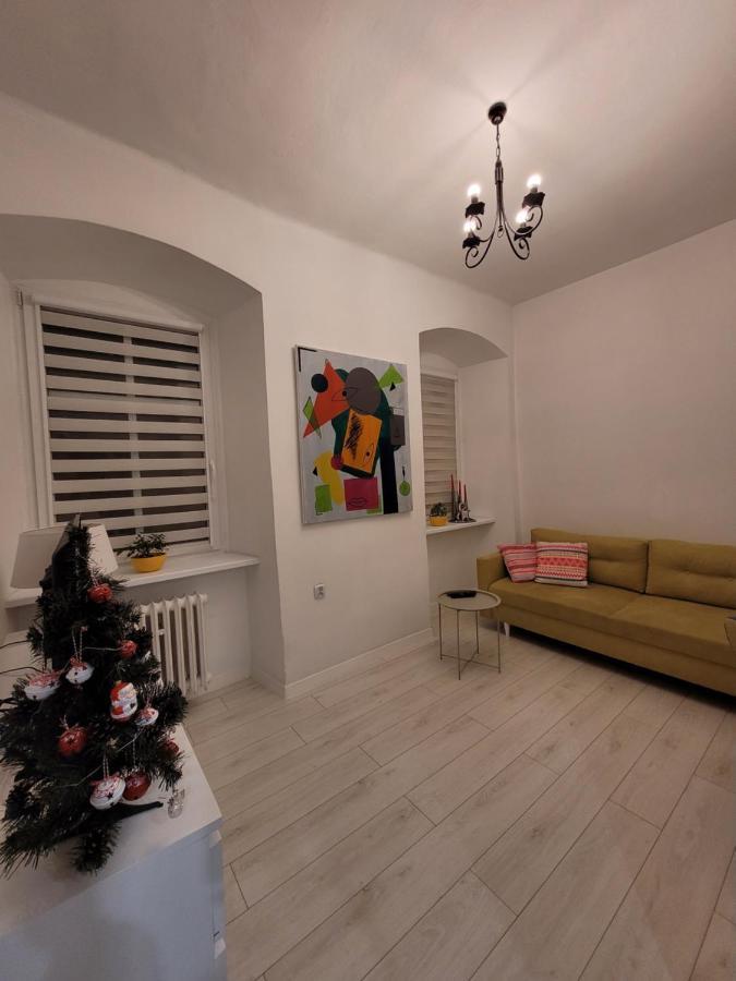 Boleslaviaapartments - Apartament Antonella Болеславец Екстериор снимка